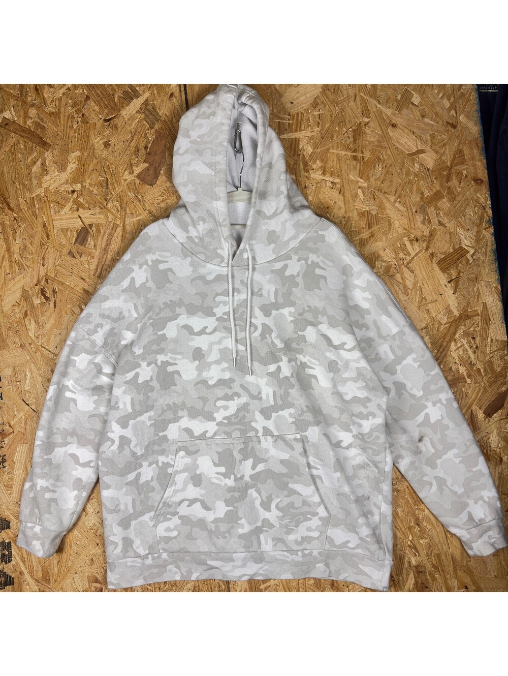 Lazypants light gray camo pullover hoodie